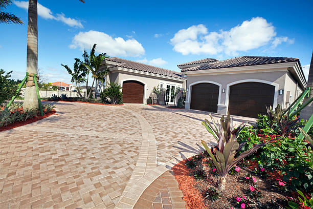 Best Interlocking Driveway Pavers  in Center Point, TX